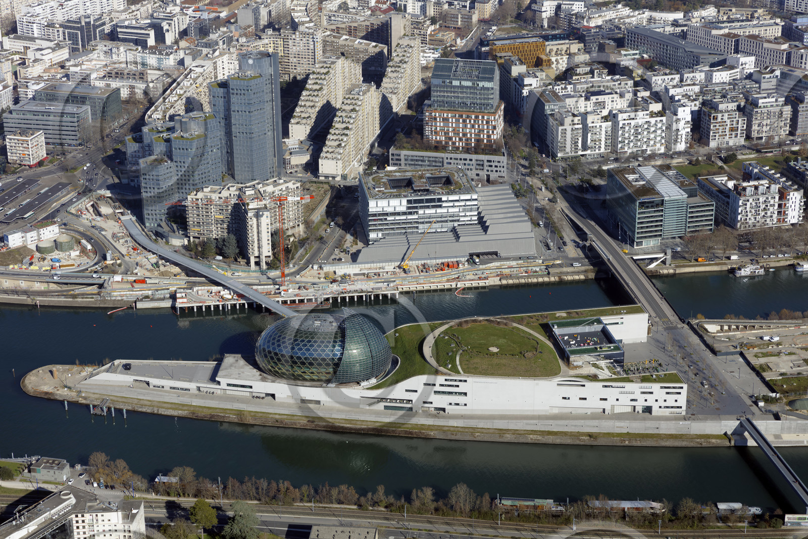 Le département des Hauts-de-Seine (Région Ile-de-France) en vues aériennes obliques